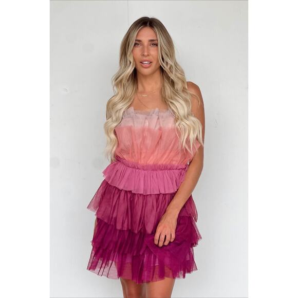 Vestique Atomic Ruffle Ombre Tiered Mini Dress - M - Pink - Picture 1 of 4